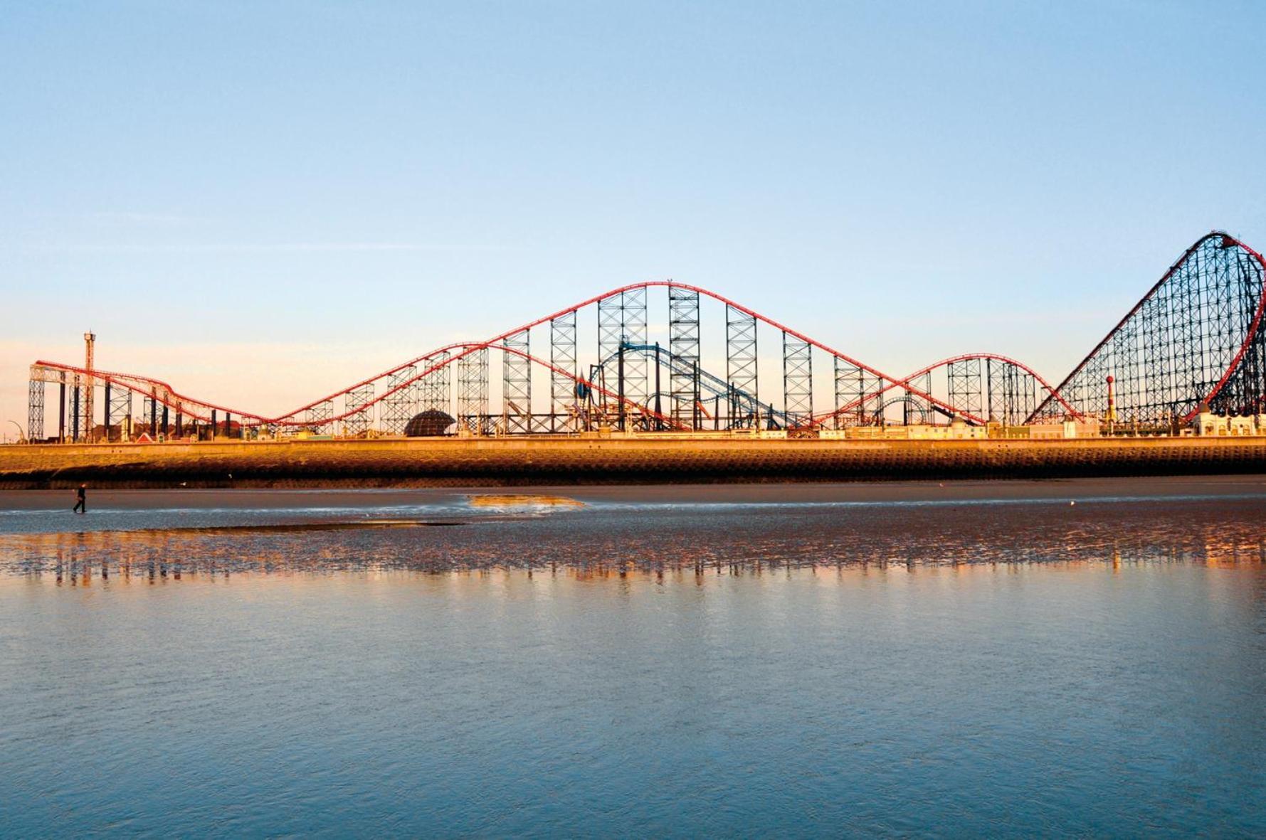 Boulevard Hotel Blackpool Dış mekan fotoğraf The Pleasure Beach