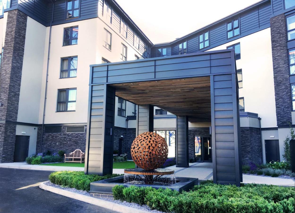 Boulevard Hotel Blackpool Dış mekan fotoğraf The entrance to the new residential building