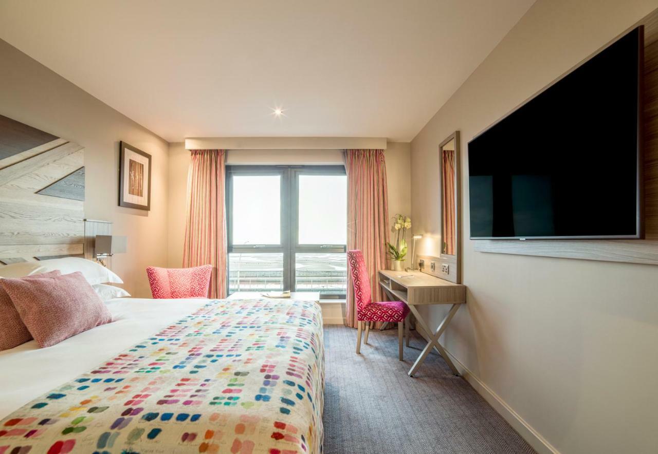 Boulevard Hotel Blackpool Dış mekan fotoğraf A room at the hotel